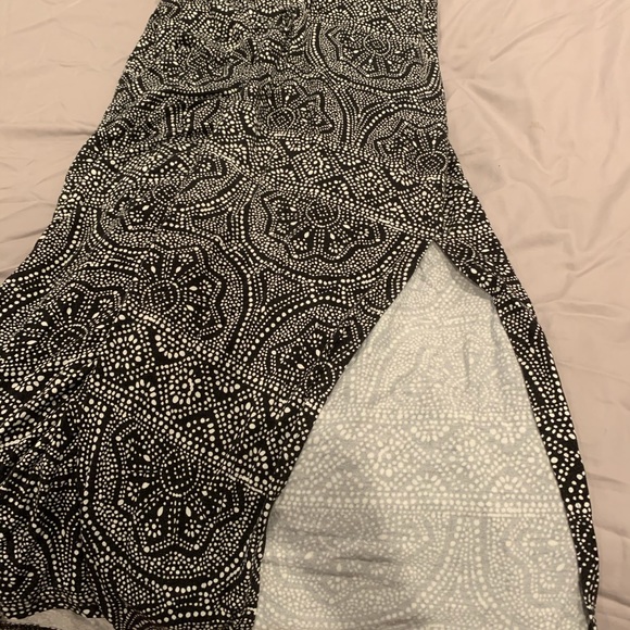 Black and white pattern maternity maxi skirt - Picture 2 of 5